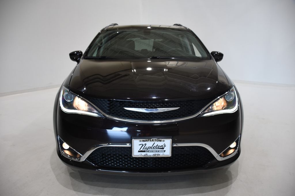 Used 2018 Chrysler Pacifica Touring L Plus with VIN 2C4RC1EG3JR292874 for sale in Urbana, IL