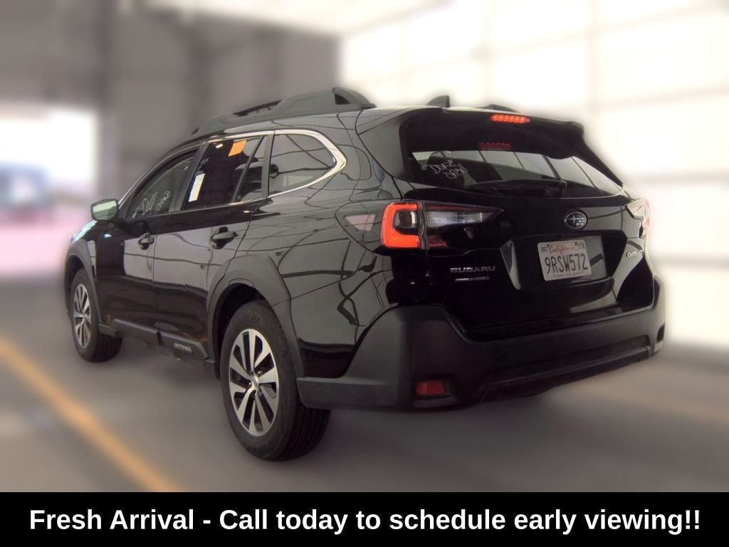 Used 2025 Subaru Outback Premium SUV