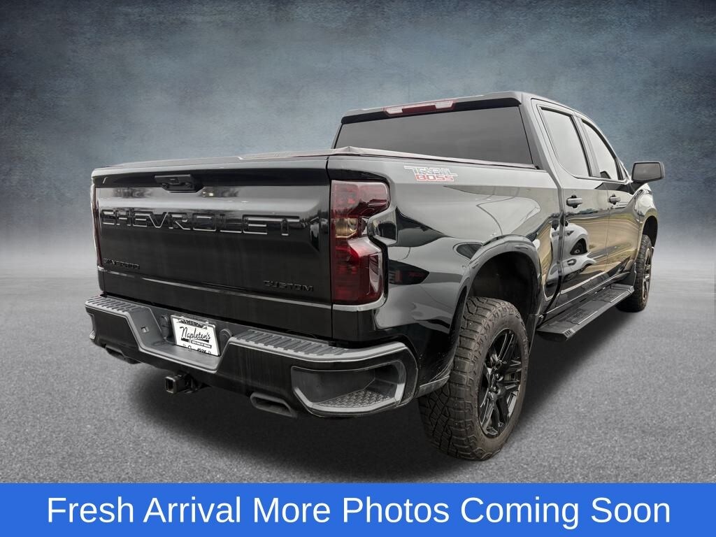 Used 2022 Chevrolet Silverado 1500 Custom Trail Boss Truck Crew Cab
