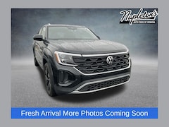 2025 Volkswagen Atlas Cross Sport 2.0T SE w/Technology SUV