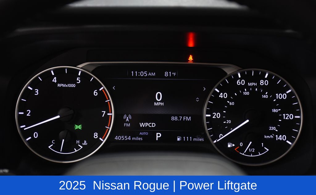 2025 Nissan Rogue SV - Photo 13