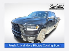 2022 Ram 1500 Laramie Truck Crew Cab