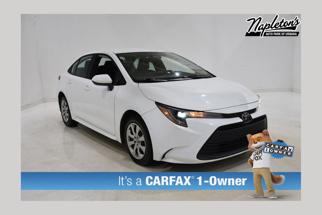 2023 Toyota Corolla LE's photo