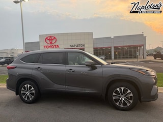 2022 Toyota Highlander XLE SUV