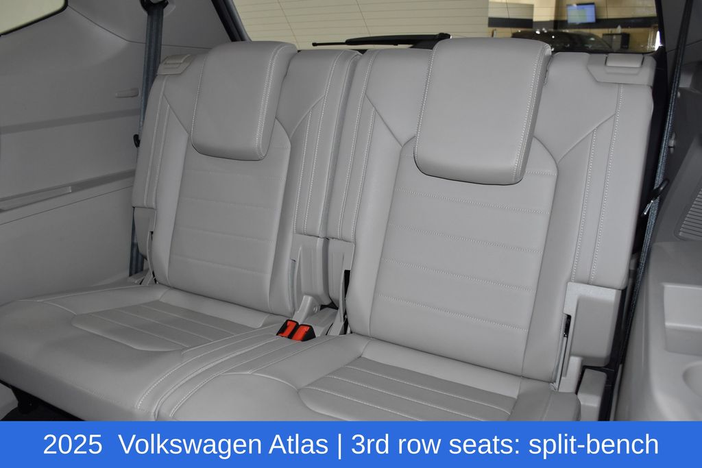 2025 Volkswagen Atlas SEL - Photo 31
