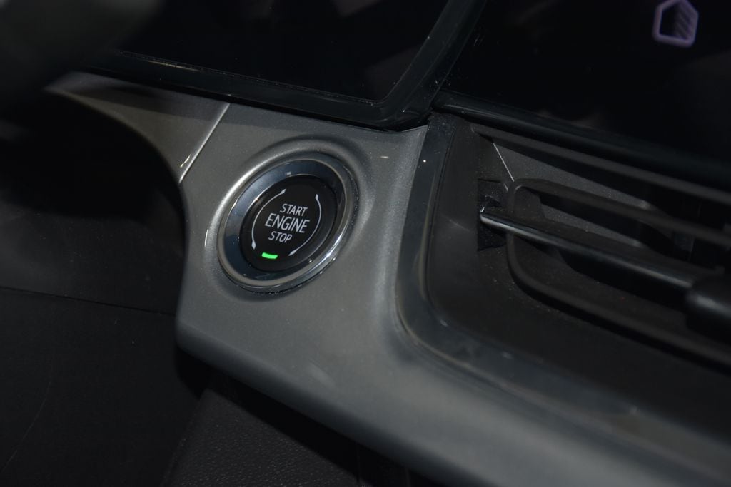 2025 Chevrolet Trax LT - Photo 14