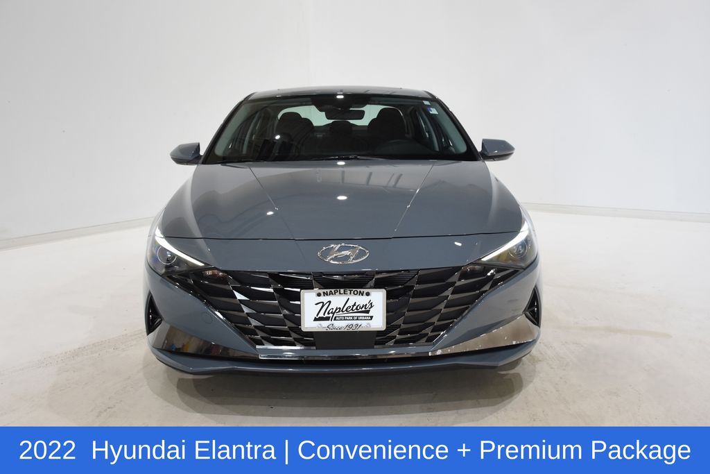 Used 2022 Hyundai Elantra SEL with VIN KMHLN4AG8NU329610 for sale in Urbana, IL