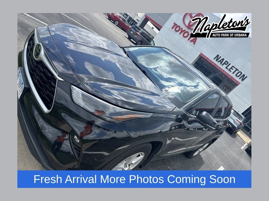 Used 2023 Toyota Highlander LE SUV
