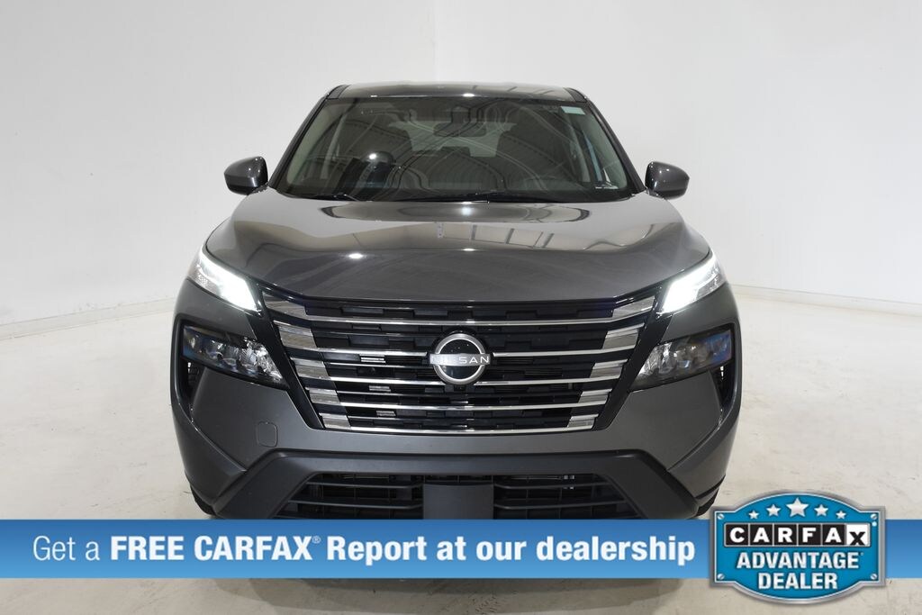 Used 2025 Nissan Rogue SV SUV