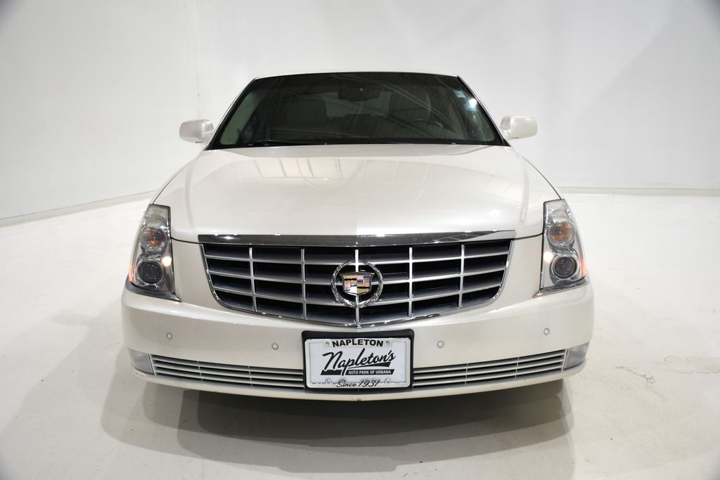 Used 2010 Cadillac DTS Luxury Collection with VIN 1G6KD5EY9AU104766 for sale in Urbana, IL