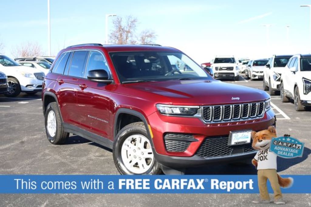 Used 2023 Jeep Grand Cherokee Laredo SUV