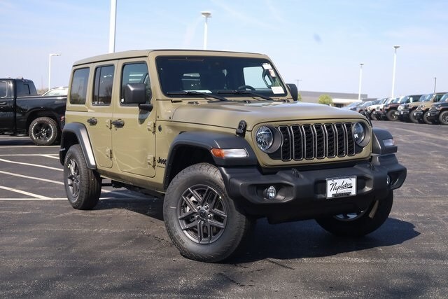 2025 Jeep Wrangler Sport S photo 2