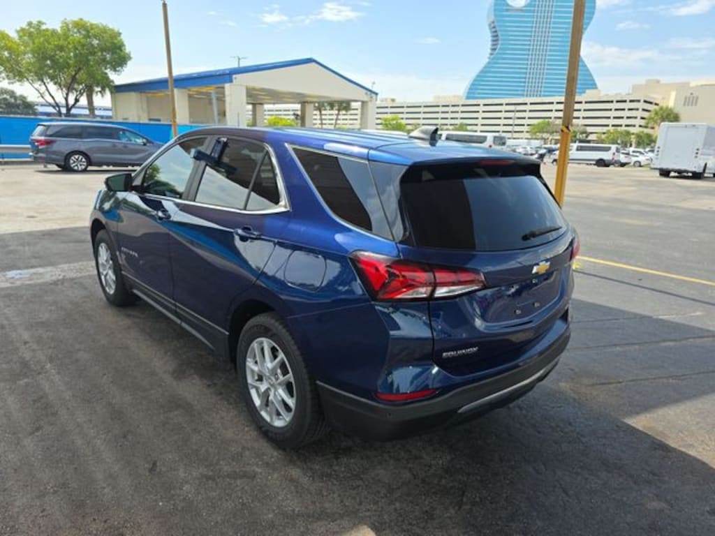 Used 2023 Chevrolet Equinox LT w/2FL SUV