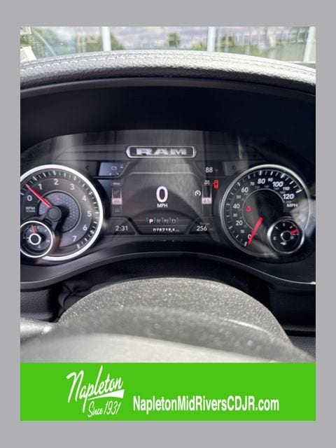 2020 RAM 1500 Laramie 4x4 Crew Cab 5'7's photo