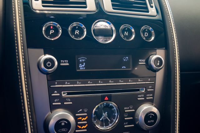2012 Aston Martin Virage Base - Photo 21