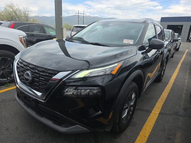 2023 Nissan Rogue S FWD's photo