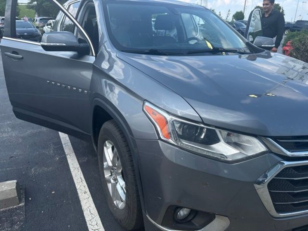 Used 2019 Chevrolet Traverse LT Leather SUV