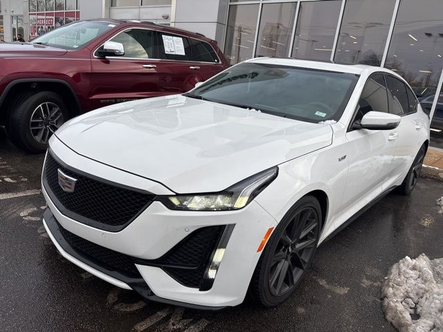 2023 Cadillac CT5 V-Series's photo