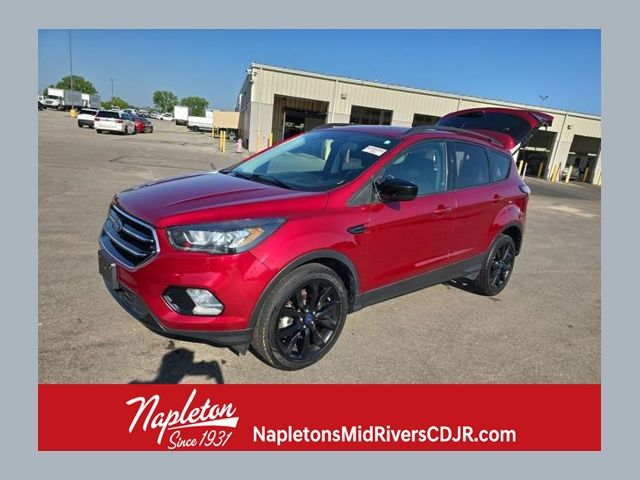 2017 Ford Escape SE's photo