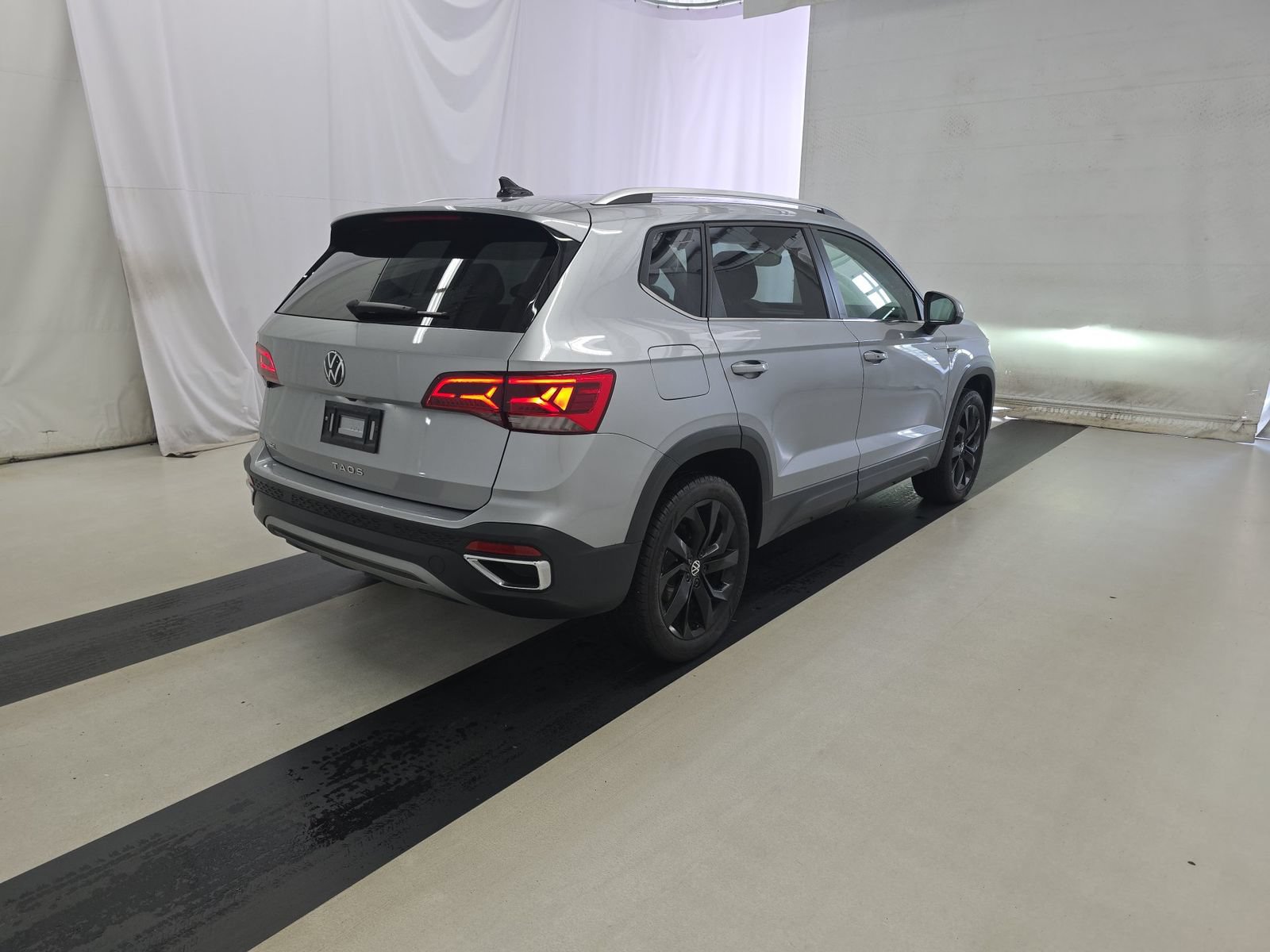 Used 2023 Volkswagen Taos 1.5T SE SUV