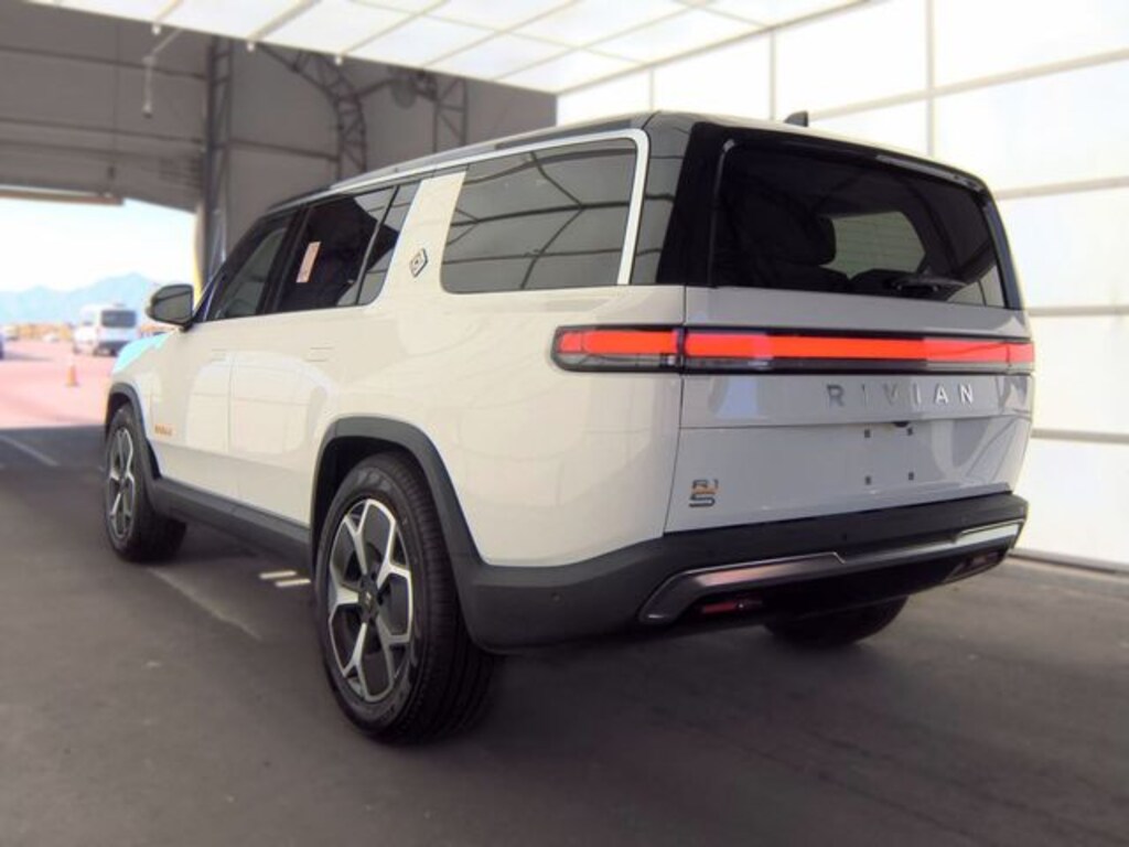 Used 2024 Rivian R1S SUV