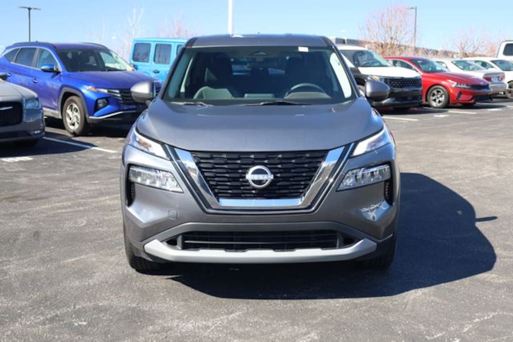 Used 2023 Nissan Rogue SV SUV
