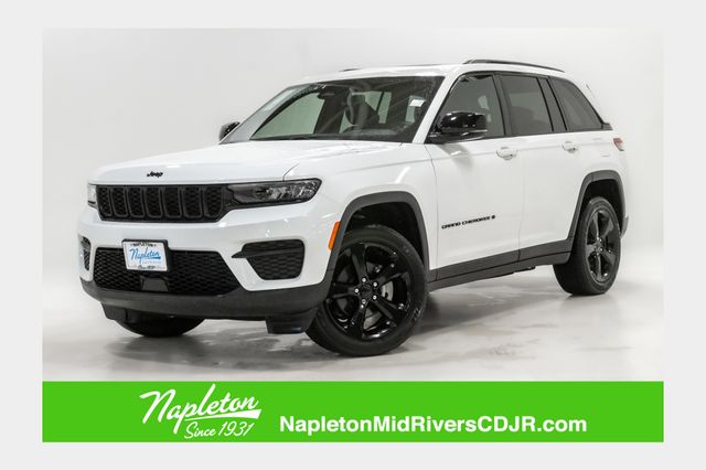 2023 Jeep Grand Cherokee Altitude 4x4's photo