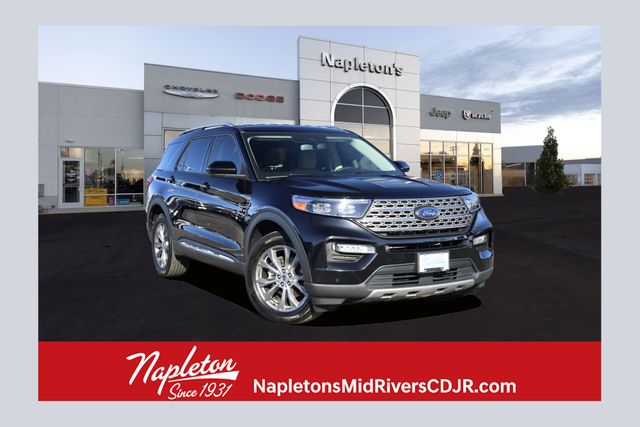 2022 Ford Explorer Limited's photo