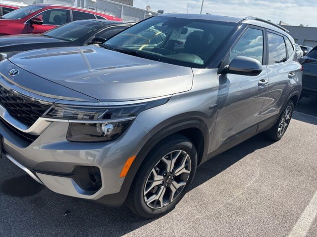 Used 2021 Kia Seltos EX SUV