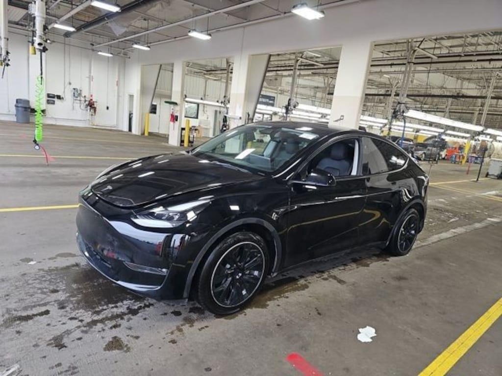 Used 2023 Tesla Model Y Long Range SUV