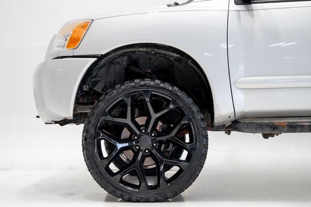 2012 Nissan Titan SV - Photo 24