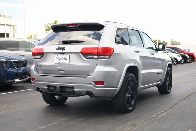 2015 Jeep Grand Cherokee Laredo photo 3