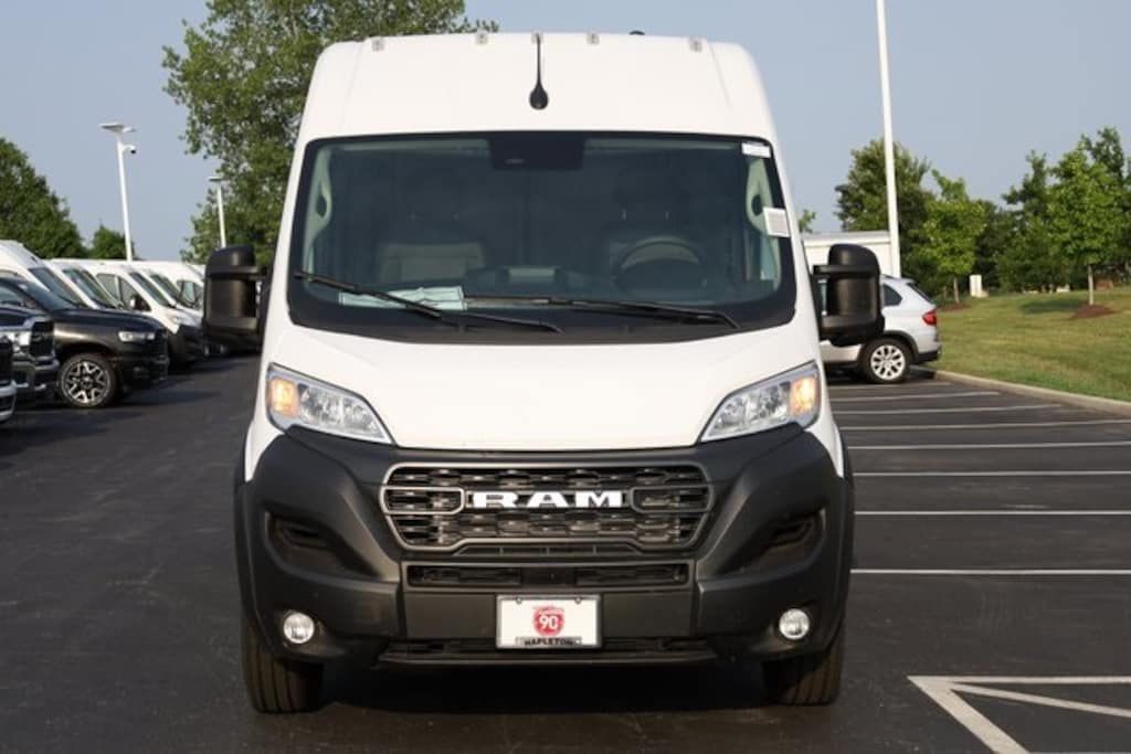 New 2024 Ram ProMaster PROMASTER 1500 TRADESMAN CARGO VAN HIGH ROOF 136' Cargo Van