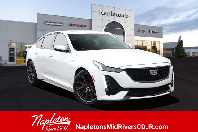 2023 Cadillac CT5 V-Series's photo