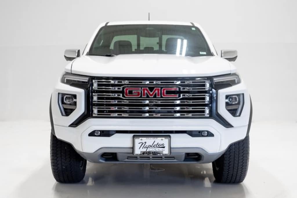 Used 2024 GMC Canyon Denali Truck Crew Cab
