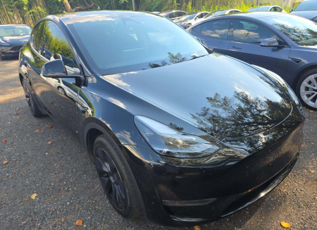 Used 2024 Tesla Model Y Long Range SUV