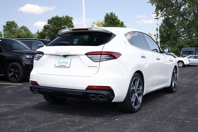 2022 Maserati Levante GT photo 4