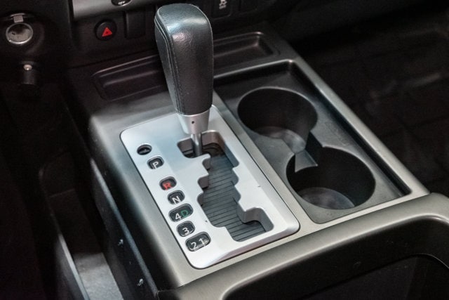 2012 Nissan Titan SV - Photo 18