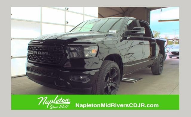 2023 RAM 1500 Big Horn/Lone Star 4x4 Crew Cab 5'7's photo