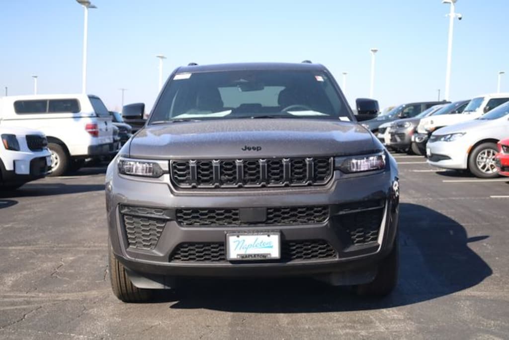 New 2026 Jeep Grand Cherokee LAREDO ALTITUDE 4X4 Sport Utility