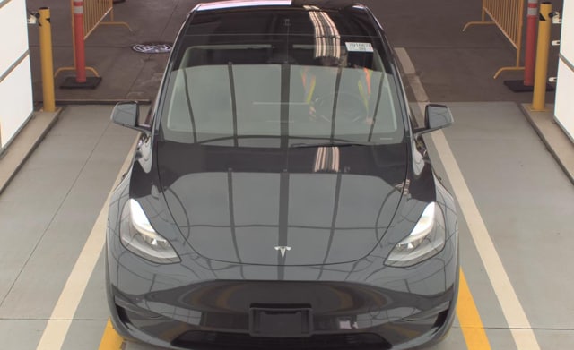 Used 2025 Tesla Model Y Long Range with VIN 7SAYGAEE2SF233314 for sale in St. Peters, MO