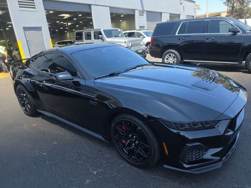 Used 2025 Ford Mustang Coupe