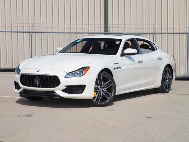 2022 Maserati Quattroporte Modena Q4 Sedan