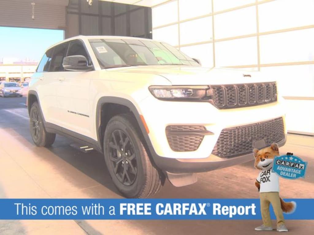 Certified 2025 Jeep Grand Cherokee Laredo SUV