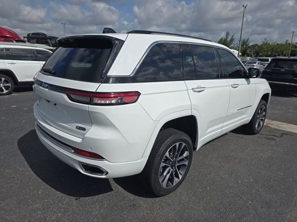 Certified 2022 Jeep Grand Cherokee 4xe Overland SUV