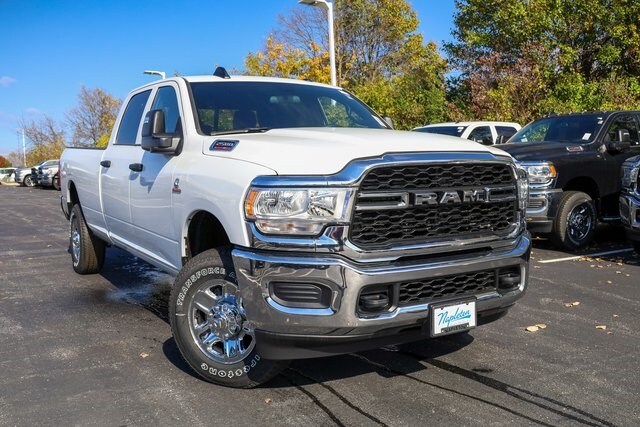 2024 Ram 2500 Tradesman photo 2