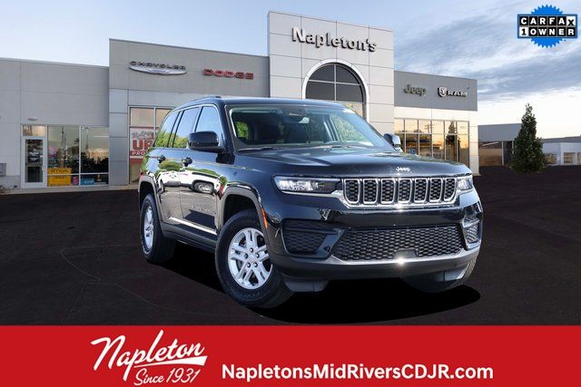2023 Jeep Grand Cherokee Laredo's photo