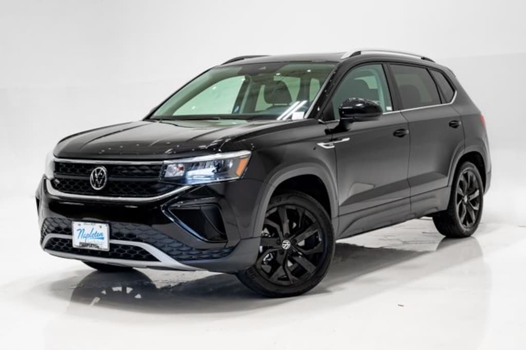 Used 2023 Volkswagen Taos 1.5T SE SUV