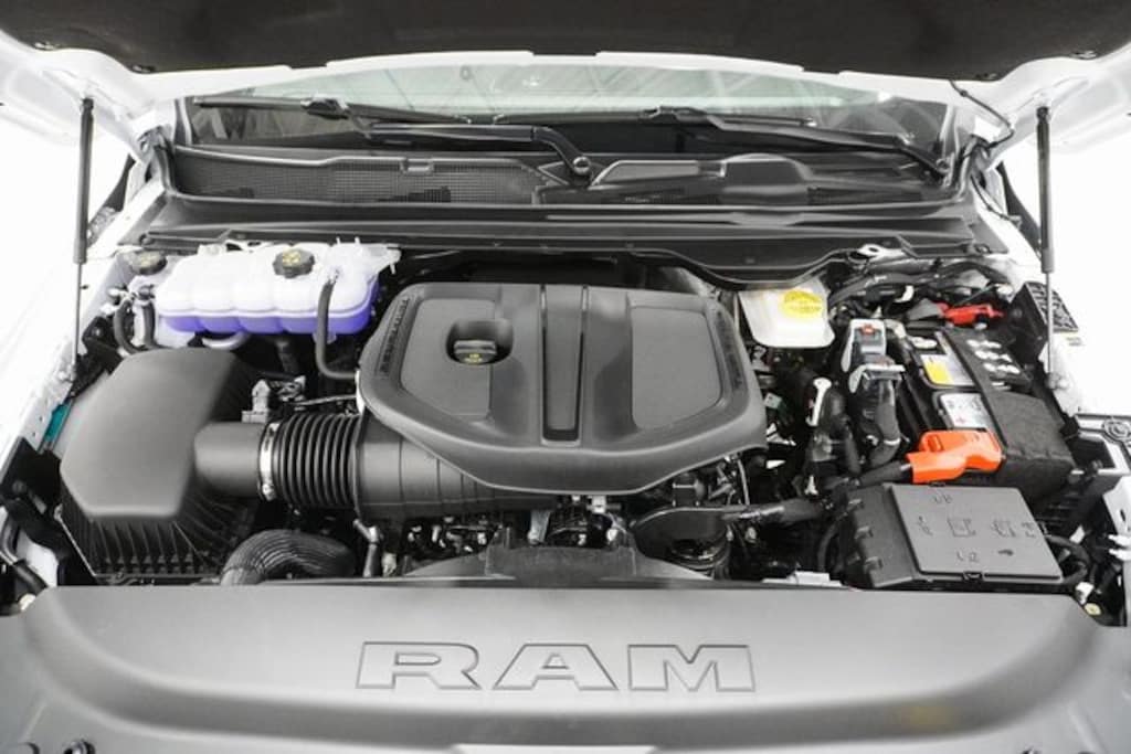 New 2026 Ram 1500 BIG HORN CREW CAB 4X4 5'7 BOX Pickup
