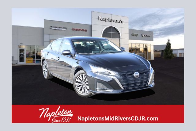 2024 Nissan Altima SV